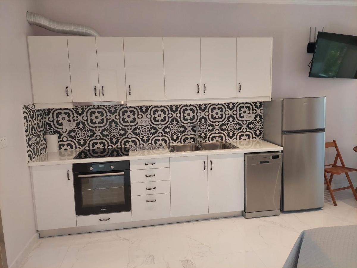 Alexandra'S Apartments - Port Of Zante Екстер'єр фото